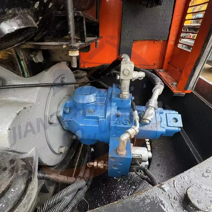 2018 Easy to operate 5 ton dh55 used doosan daewoo 55 crawler excavator dh 55 for sale dh55gold dh55-7 - Ekskavatorius: foto 4 2018 Easy to operate 5 ton dh55 used doosan daewoo 55 crawler excavator dh 55 for sale dh55gold dh55-7 - Ekskavatorius: foto 4