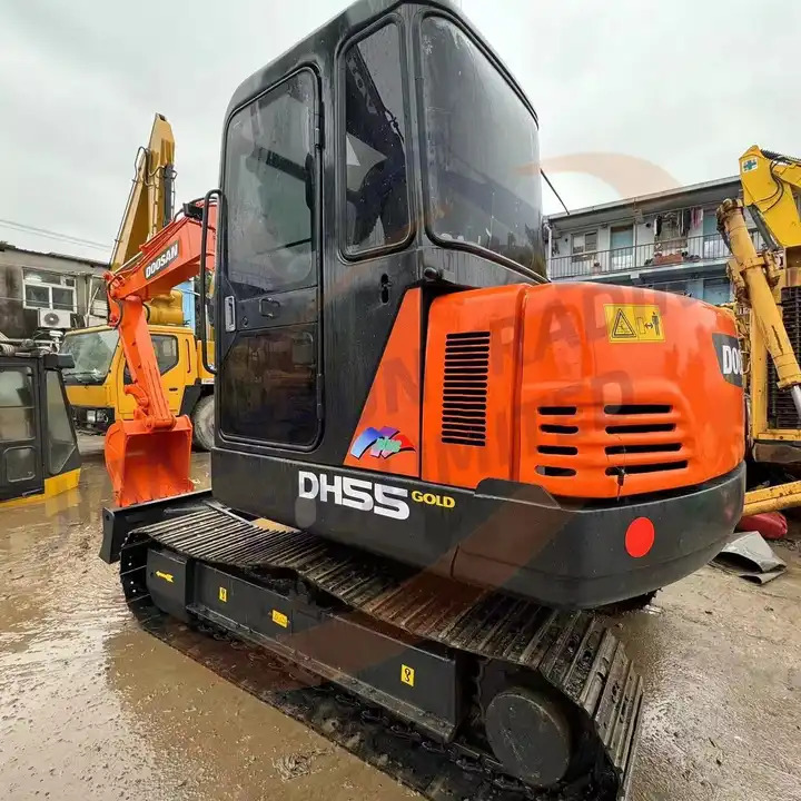 2018 Easy to operate 5 ton dh55 used doosan daewoo 55 crawler excavator dh 55 for sale dh55gold dh55-7 - Ekskavatorius: foto 1 2018 Easy to operate 5 ton dh55 used doosan daewoo 55 crawler excavator dh 55 for sale dh55gold dh55-7 - Ekskavatorius: foto 1