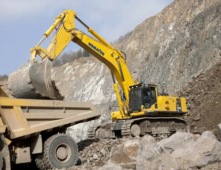 70 Ton Used Japan Komatsu PC700 Excavator for Sale Used Excavator PC220 PC200 PC240 PC600 PC650 PC700 PC800 - Ekskavatorius: foto 1 70 Ton Used Japan Komatsu PC700 Excavator for Sale Used Excavator PC220 PC200 PC240 PC600 PC650 PC700 PC800 - Ekskavatorius: foto 1