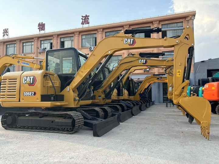 CAT 306E Used Excavator Latest Model 6tons 95% New Original with EPA CE Excavator Cat 306 mini digger excavator - Ekskavatorius: foto 3 CAT 306E Used Excavator Latest Model 6tons 95% New Original with EPA CE Excavator Cat 306 mini digger excavator - Ekskavatorius: foto 3