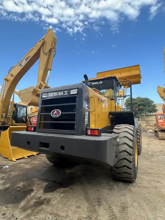 Good Condition SDLG Wheel Loader Used SDLG 956 Loader with good condition and powerful capacity at Cheap Price For Sale - Ratinis krautuvas: foto 4 Good Condition SDLG Wheel Loader Used SDLG 956 Loader with good condition and powerful capacity at Cheap Price For Sale - Ratinis krautuvas: foto 4