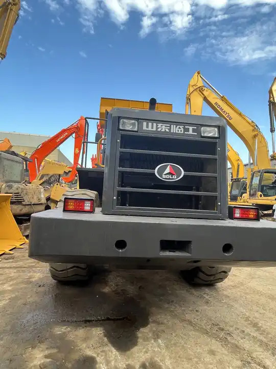 Good Condition SDLG Wheel Loader Used SDLG 956 Loader with good condition and powerful capacity at Cheap Price For Sale - Ratinis krautuvas: foto 3 Good Condition SDLG Wheel Loader Used SDLG 956 Loader with good condition and powerful capacity at Cheap Price For Sale - Ratinis krautuvas: foto 3