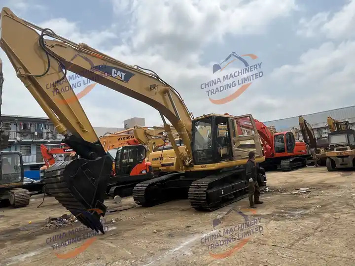 Vikšrinis ekskavatorius Good condition japan original second hand caterpillar cat325bl excavator used cat 325bl excavator in Shanghai: foto 6