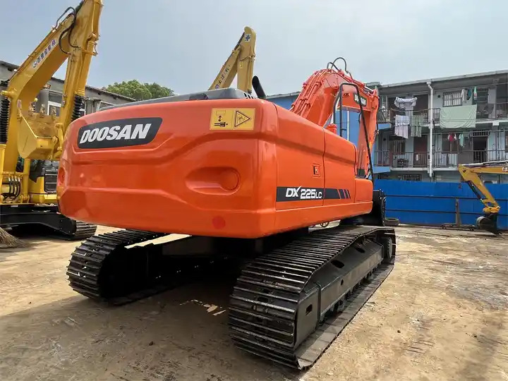High Quality Korea Made 2019 Year Doosan Brand Dx225 Dx225lc Dx225lca Crawler Excavator - Vikšrinis ekskavatorius: foto 5 High Quality Korea Made 2019 Year Doosan Brand Dx225 Dx225lc Dx225lca Crawler Excavator - Vikšrinis ekskavatorius: foto 5