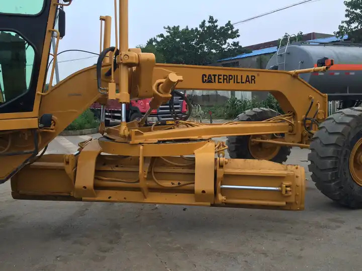 Japan Famous Brand Grader Motor used CAT 140G Used Motor Grader for sale - Greideris: foto 2 Japan Famous Brand Grader Motor used CAT 140G Used Motor Grader for sale - Greideris: foto 2