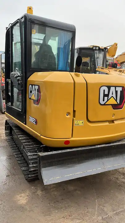 Vikšrinis ekskavatorius Japan excavator 6ton CAT 306E 306E2 306D 305.5 307 308 excavator 95% new retro CAT 305.5 5.5tons with mini excavator bucket: foto 7