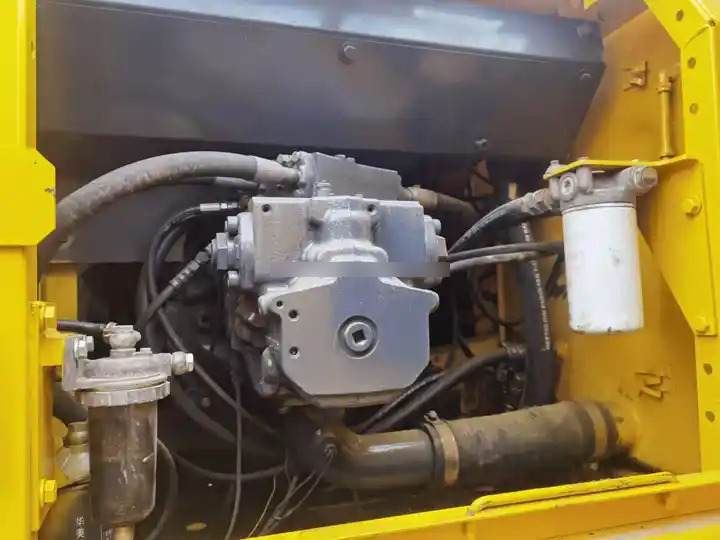 Lower working hours used komatsu pc300-7 excavator/good price japan used komatsu excavator pc300-7 30t - Vikšrinis ekskavatorius: foto 5 Lower working hours used komatsu pc300-7 excavator/good price japan used komatsu excavator pc300-7 30t - Vikšrinis ekskavatorius: foto 5