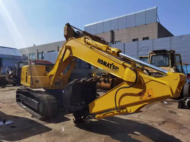 Original Well-Maintained Komatsu PC120-6 Used Excavator for Sale - Vikšrinis ekskavatorius: foto 3 Original Well-Maintained Komatsu PC120-6 Used Excavator for Sale - Vikšrinis ekskavatorius: foto 3