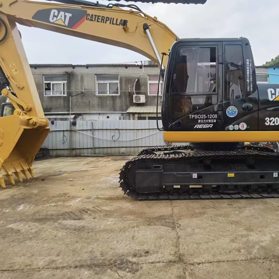 Second Hand Cat Excavator CAT 320D High Quality Japan Used Construction Machine 20ton Excavator cat320d - Ekskavatorius: foto 1 Second Hand Cat Excavator CAT 320D High Quality Japan Used Construction Machine 20ton Excavator cat320d - Ekskavatorius: foto 1