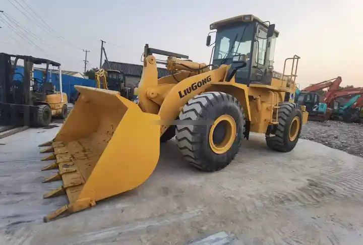 Second hand LiuGong wheel loader LG856 China made Liugong LG856 , hot sale new construction machinery 5 Ton Wheel L - Ratinis krautuvas: foto 3 Second hand LiuGong wheel loader LG856 China made Liugong LG856 , hot sale new construction machinery 5 Ton Wheel L - Ratinis krautuvas: foto 3