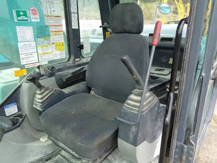 Used Crawler Hydraulic Excavator Kobelco Sk75-8 Sk230-6 Sk 025 Sk200 6 Sk75 Sk250-8 - Ekskavatorius: foto 2 Used Crawler Hydraulic Excavator Kobelco Sk75-8 Sk230-6 Sk 025 Sk200 6 Sk75 Sk250-8 - Ekskavatorius: foto 2