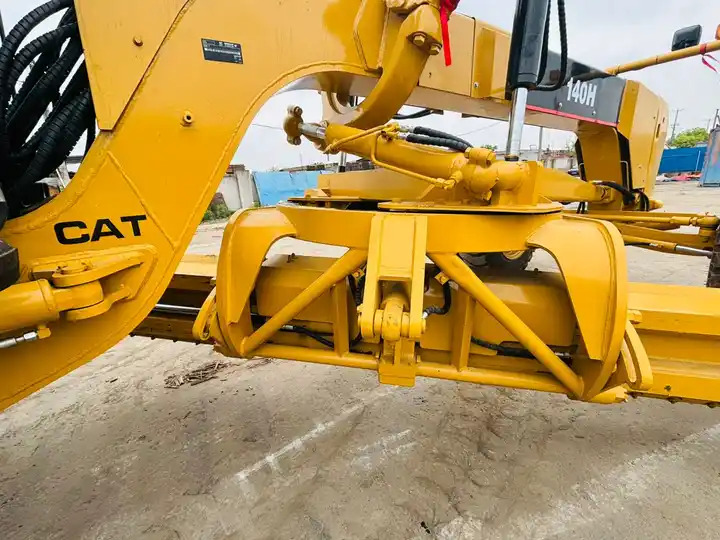 Used Motor Grader With Ripper Cat 140h Original Japan,Caterpillar Second Hand Motor Grader With Best Price In Shanghai - Greideris: foto 2 Used Motor Grader With Ripper Cat 140h Original Japan,Caterpillar Second Hand Motor Grader With Best Price In Shanghai - Greideris: foto 2