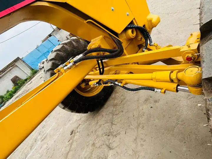 Used Motor Grader With Ripper Cat 140h Original Japan,Caterpillar Second Hand Motor Grader With Best Price In Shanghai - Greideris: foto 5 Used Motor Grader With Ripper Cat 140h Original Japan,Caterpillar Second Hand Motor Grader With Best Price In Shanghai - Greideris: foto 5