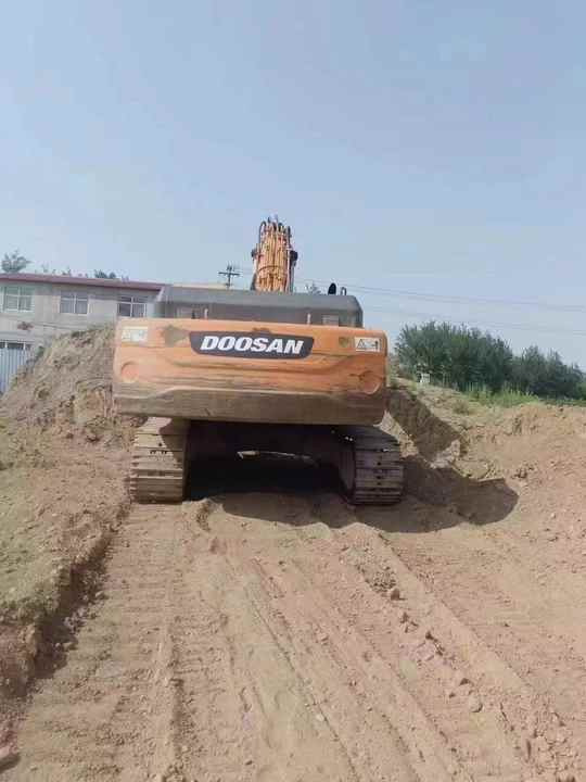 Used Original Korea Doosan 34 Ton Excavator with Cheap Price and Good Condition DOOSAN Dx340LCA Dx225 Dx330 DX360for Sale - Vikšrinis ekskavatorius: foto 5 Used Original Korea Doosan 34 Ton Excavator with Cheap Price and Good Condition DOOSAN Dx340LCA Dx225 Dx330 DX360for Sale - Vikšrinis ekskavatorius: foto 5