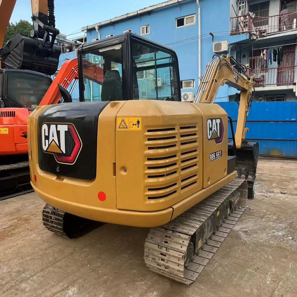 Used construction machine 305.5E2 CAT excavator mini 5 tons excavator in good condition on sale - Vikšrinis ekskavatorius: foto 1 Used construction machine 305.5E2 CAT excavator mini 5 tons excavator in good condition on sale - Vikšrinis ekskavatorius: foto 1