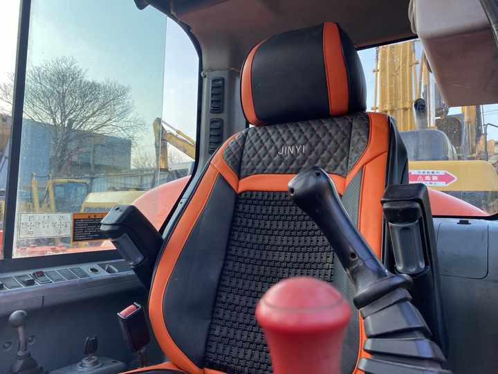 Used excavator doosan dx60 excavators earth-moving machinery doosan dx60 dx80 dx75 dx225 dh60 dh60-7 excavator - Vikšrinis ekskavatorius: foto 4 Used excavator doosan dx60 excavators earth-moving machinery doosan dx60 dx80 dx75 dx225 dh60 dh60-7 excavator - Vikšrinis ekskavatorius: foto 4