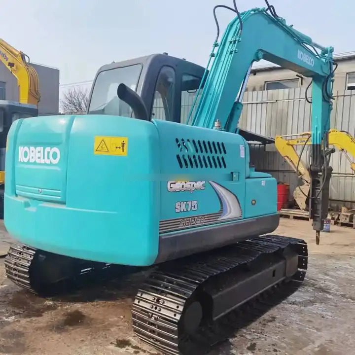 Used excavator kobelco sk75-8, second hand 7tons good Quality Kobelco sk75 excavator Sk75-8 Japan SK75-8 crawler excavat - Mini ekskavatorius: foto 1 Used excavator kobelco sk75-8, second hand 7tons good Quality Kobelco sk75 excavator Sk75-8 Japan SK75-8 crawler excavat - Mini ekskavatorius: foto 1
