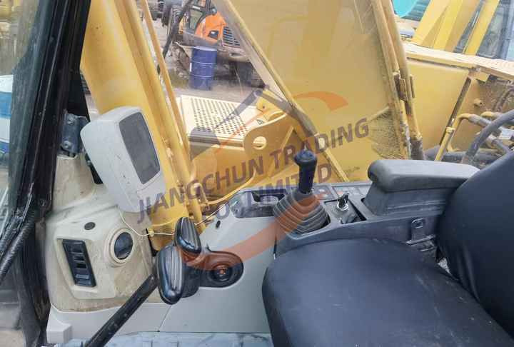 Used excavator cat 312 320c 320CL320d 330 Japan used caterpillar excavator - Vikšrinis ekskavatorius: foto 5 Used excavator cat 312 320c 320CL320d 330 Japan used caterpillar excavator - Vikšrinis ekskavatorius: foto 5