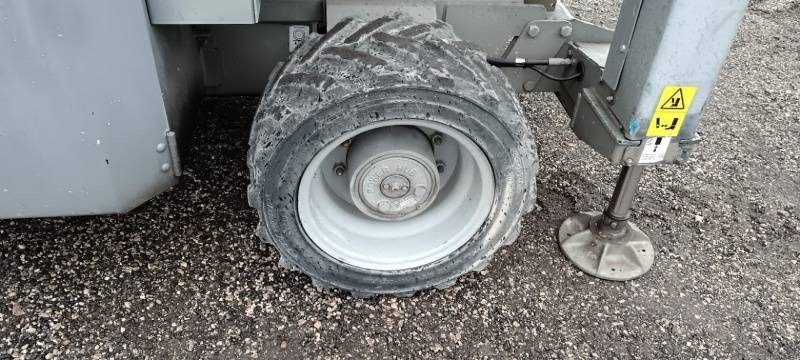 Žirklinis keltuvas Genie GS-2669RT - 10 m, 4x4, diesel: foto 11