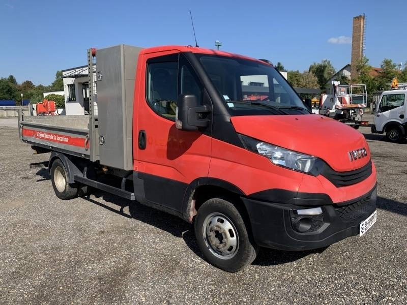 Iveco 35C12 - Tipper - Savivartis sunkvežimis: foto 2 Iveco 35C12 - Tipper - Savivartis sunkvežimis: foto 2
