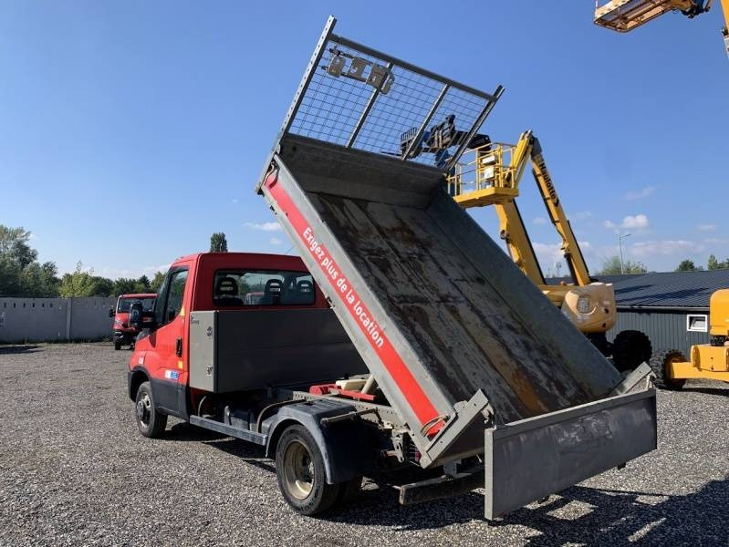 Iveco 35C13 - Tipper - Savivartis sunkvežimis: foto 1 Iveco 35C13 - Tipper - Savivartis sunkvežimis: foto 1