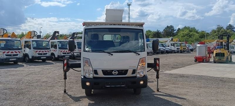 Nissan Cabstar Oil&Steel Snake 2413 Plus - 23,5m - 250 kg  - Autobokštelio: foto 3 Nissan Cabstar Oil&Steel Snake 2413 Plus - 23,5m - 250 kg  - Autobokštelio: foto 3