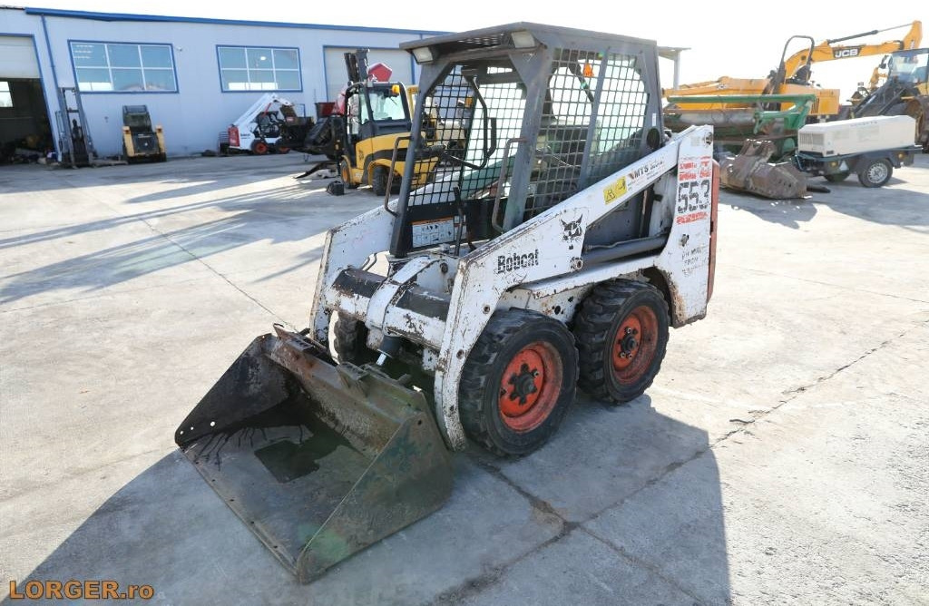 Bobcat 553 - Mini krautuvas: foto 1 Bobcat 553 - Mini krautuvas: foto 1