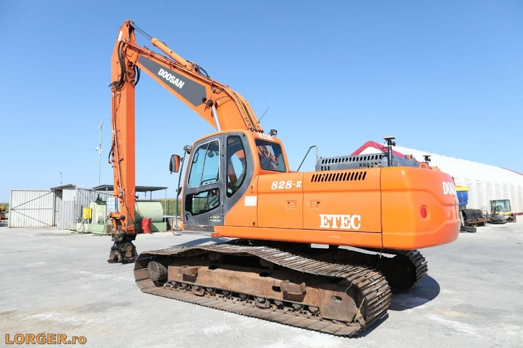 Doosan (Etec) DX 300 - Long Reach Boom 14m + 3D GPS TOPCO - Ekskavatorius: foto 2 Doosan (Etec) DX 300 - Long Reach Boom 14m + 3D GPS TOPCO - Ekskavatorius: foto 2