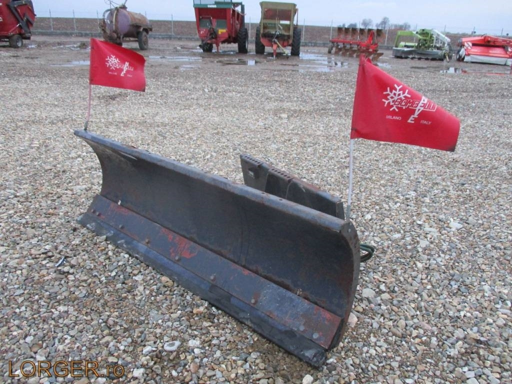 Ingersoll Rand 84 Snowblade - Verstuvas: foto 2 Ingersoll Rand 84 Snowblade - Verstuvas: foto 2