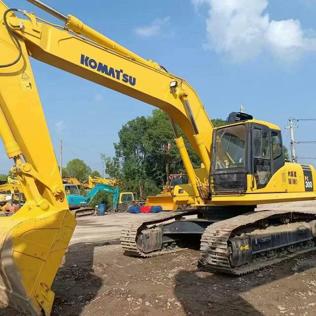 2021 Komatsu PC300-8 - Vikšrinis ekskavatorius: foto 2 2021 Komatsu PC300-8 - Vikšrinis ekskavatorius: foto 2