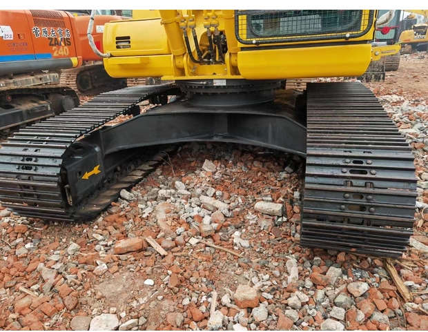 Vikšrinis ekskavatorius 2022 Komatsu PC220-8: foto 7
