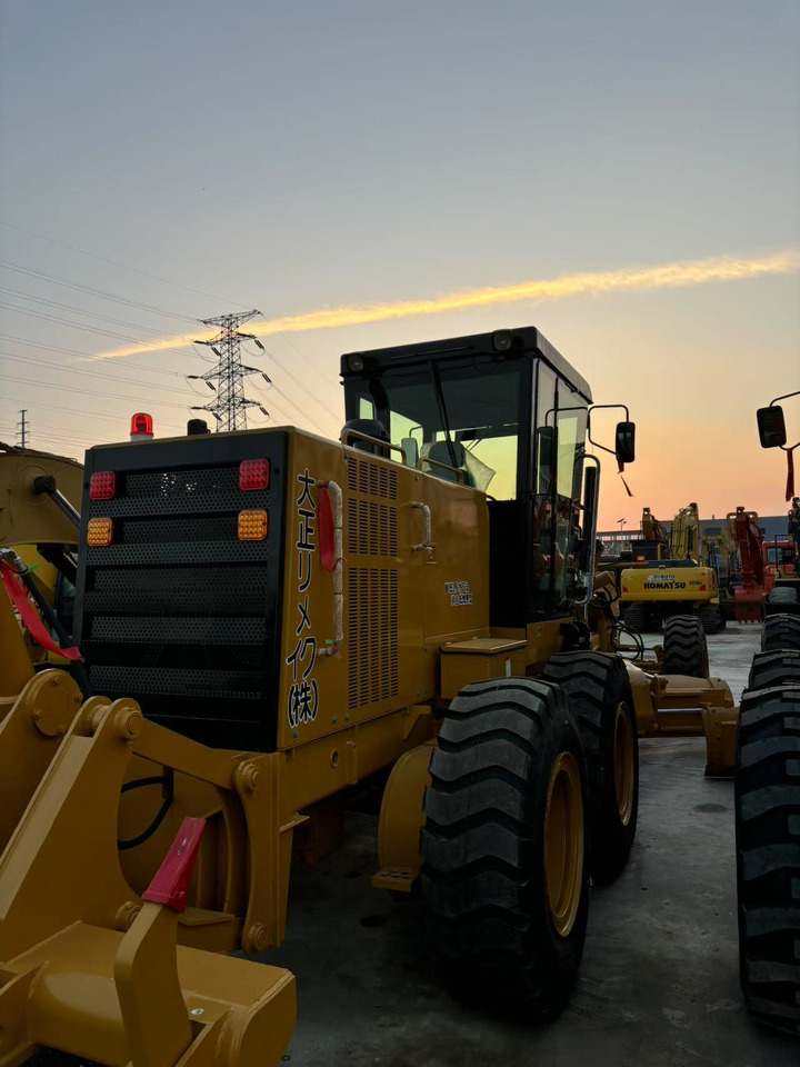 CATERPILLAR 140K - Statybinė technika: foto 4 CATERPILLAR 140K - Statybinė technika: foto 4