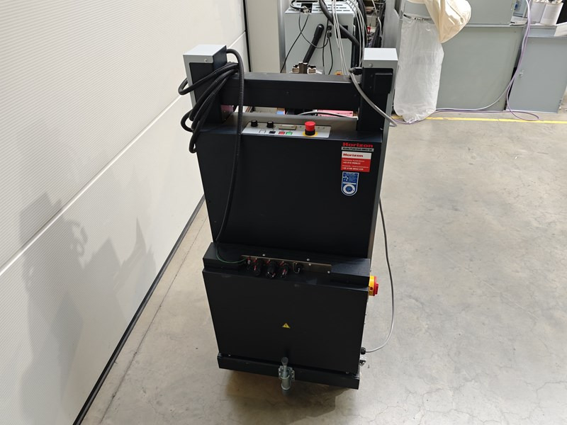 Horizon MKU-38 - Lankstymo mašina: foto 4 Horizon MKU-38 - Lankstymo mašina: foto 4