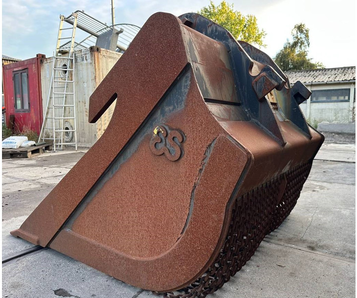 Eurosteel chainbucket 1700ltr 150cm wide kettingbak - Kaušas - Statybinė technika: foto 4 Eurosteel chainbucket 1700ltr 150cm wide kettingbak - Kaušas - Statybinė technika: foto 4