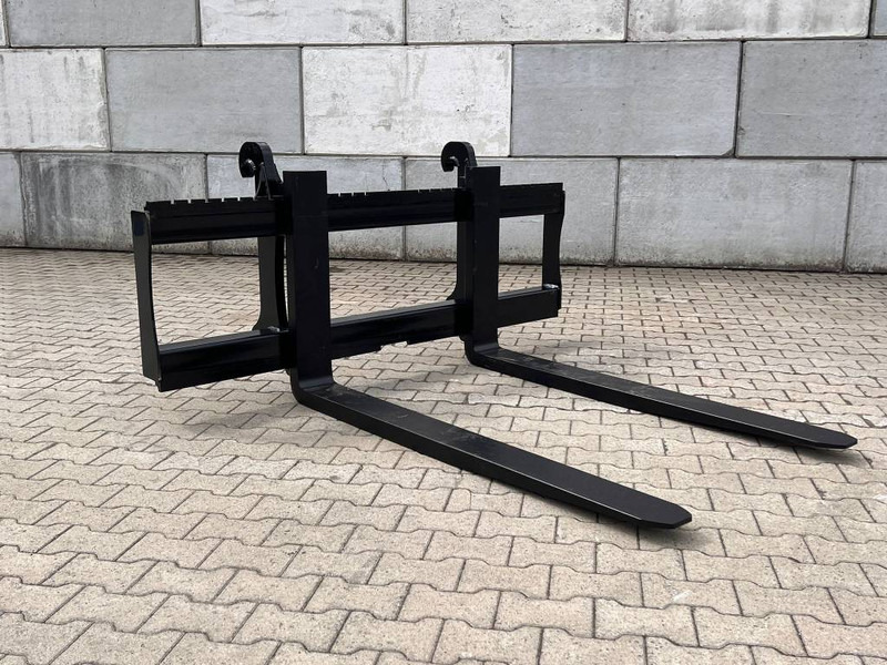 Volvo L60 / 70 / 90 / 110 8 tons Palletforks Palletvorke - Šakės - Statybinė technika: foto 1 Volvo L60 / 70 / 90 / 110 8 tons Palletforks Palletvorke - Šakės - Statybinė technika: foto 1