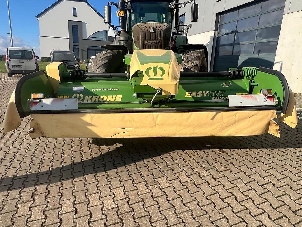 J.Reiff Sarl
Herr Stefan Neukirch - 77 Z.I in den - Šienapjovė: foto 2 J.Reiff Sarl
Herr Stefan Neukirch - 77 Z.I in den - Šienapjovė: foto 2