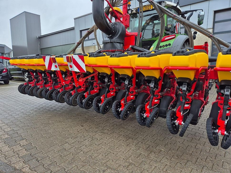 J.Reiff Sarl
Herr Stefan Neukirch - 77 Z.I in den - Tikslaus išsėjimo sėjamoji: foto 4 J.Reiff Sarl
Herr Stefan Neukirch - 77 Z.I in den - Tikslaus išsėjimo sėjamoji: foto 4