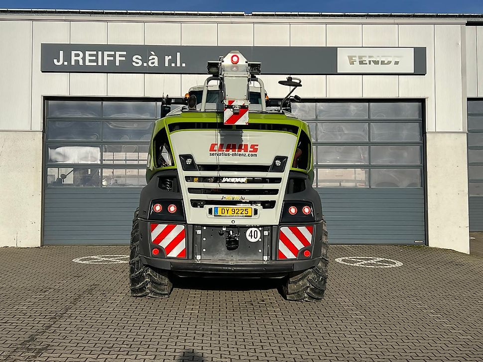 J.Reiff Sarl
Herr Stefan Neukirch - 77 Z.I in den - Pašarų kombainas: foto 3 J.Reiff Sarl
Herr Stefan Neukirch - 77 Z.I in den - Pašarų kombainas: foto 3