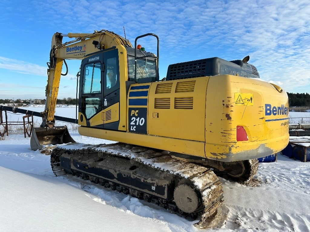 Komatsu PC 210 LC-11 - Vikšrinis ekskavatorius: foto 1 Komatsu PC 210 LC-11 - Vikšrinis ekskavatorius: foto 1