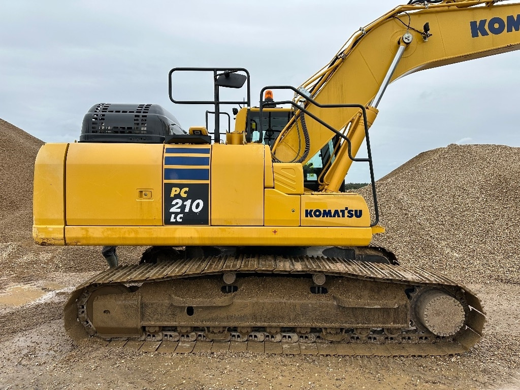Komatsu PC 210 LC-11 - Vikšrinis ekskavatorius: foto 3 Komatsu PC 210 LC-11 - Vikšrinis ekskavatorius: foto 3