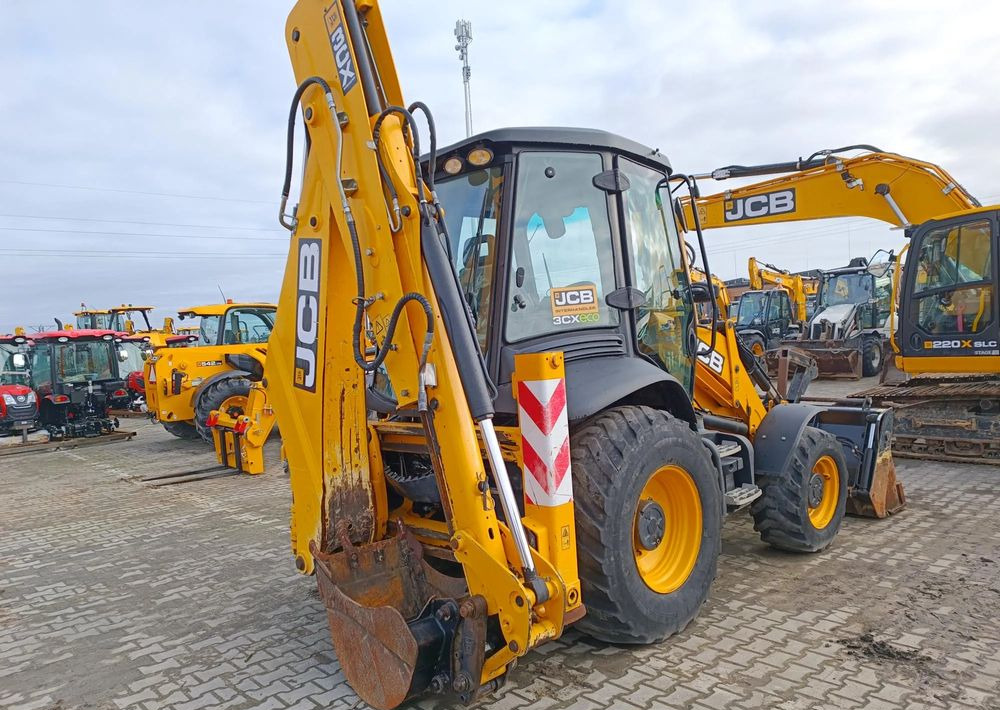Ekskavatorius-krautuvas JCB 3CX: foto 6