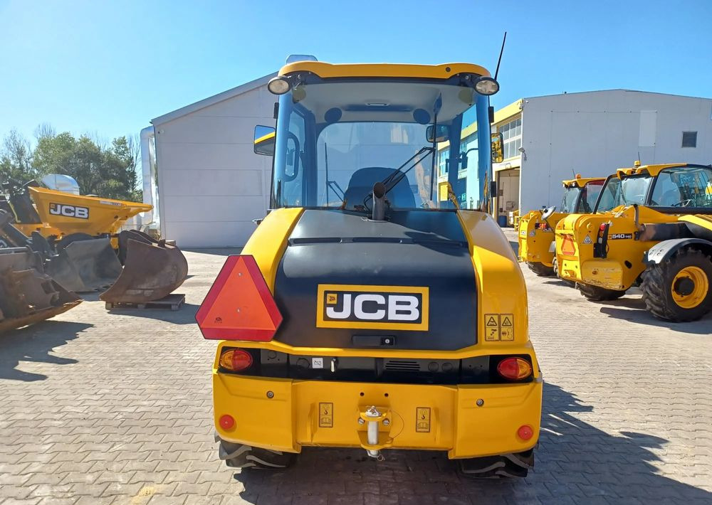 JCB 406 - Ratinis krautuvas: foto 5 JCB 406 - Ratinis krautuvas: foto 5