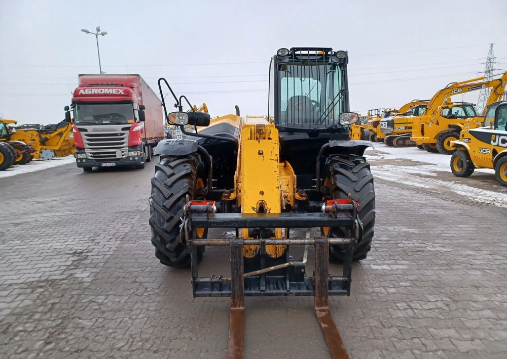 JCB 531-70 - Teleskopinis krautuvas: foto 3 JCB 531-70 - Teleskopinis krautuvas: foto 3