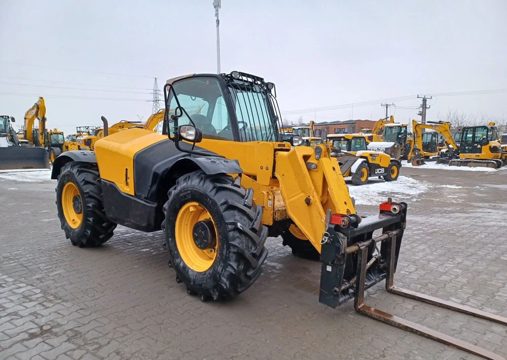 JCB 531-70 - Teleskopinis krautuvas: foto 2 JCB 531-70 - Teleskopinis krautuvas: foto 2