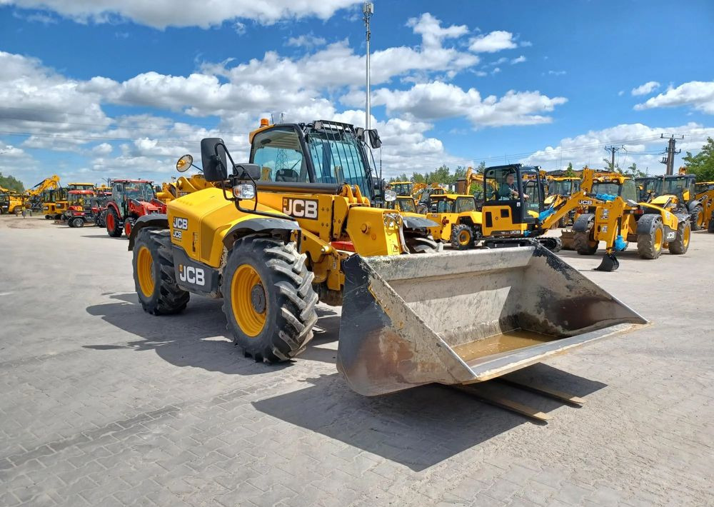 JCB 535-95 - Teleskopinis krautuvas: foto 3 JCB 535-95 - Teleskopinis krautuvas: foto 3