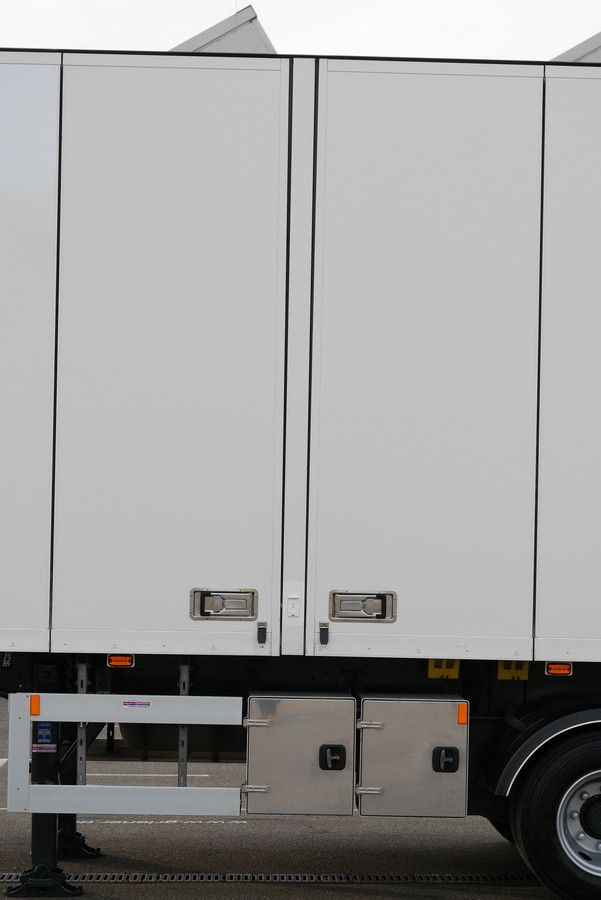 Furgonas puspriekabė EKERI FALTWANDKOFFER CITY 11m TRIDEC LBW 2000 kg: foto 10 Furgonas puspriekabė EKERI FALTWANDKOFFER CITY 11m TRIDEC LBW 2000 kg: foto 10