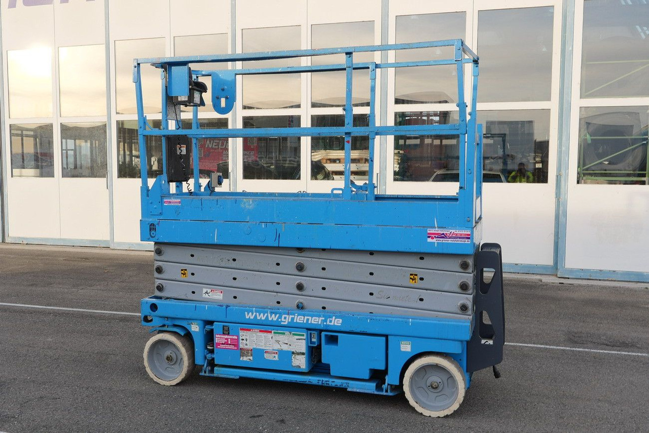 Genie SCHERENHEBEBÜHNE GENIE GS 2632 nur 542 H - Autobokštelio: foto 2 Genie SCHERENHEBEBÜHNE GENIE GS 2632 nur 542 H - Autobokštelio: foto 2