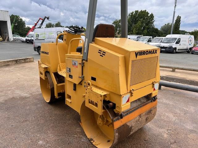 JCB VIBROMAX W255 2 BILLES - Asfalto volus: foto 2 JCB VIBROMAX W255 2 BILLES - Asfalto volus: foto 2
