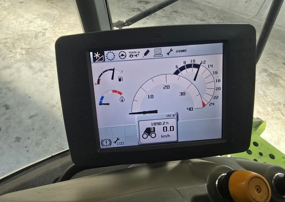 Derliaus nuėmimo kombainas Claas Lexion 650: foto 6