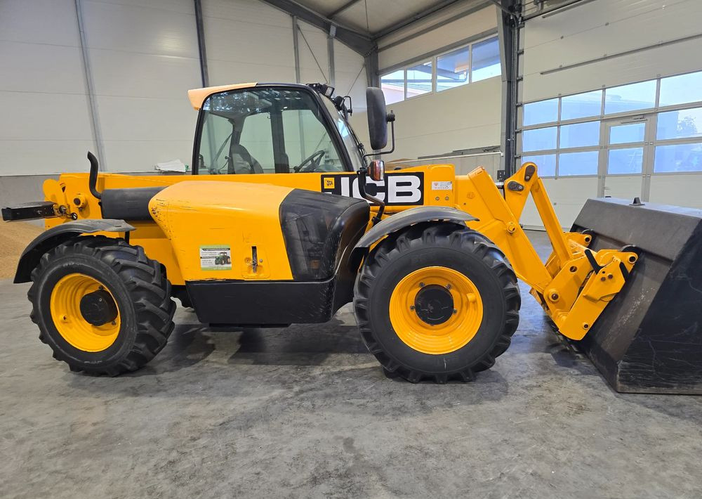 JCB 531/70 - Teleskopinis krautuvas: foto 4 JCB 531/70 - Teleskopinis krautuvas: foto 4